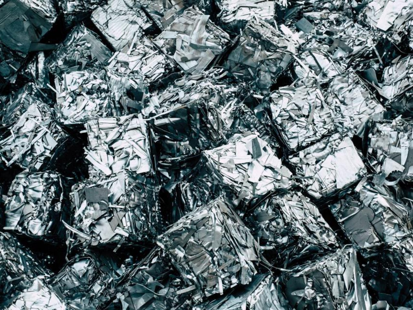 Baterie elektryków potrzebują mniej surowców niż auta na paliwa kopalne