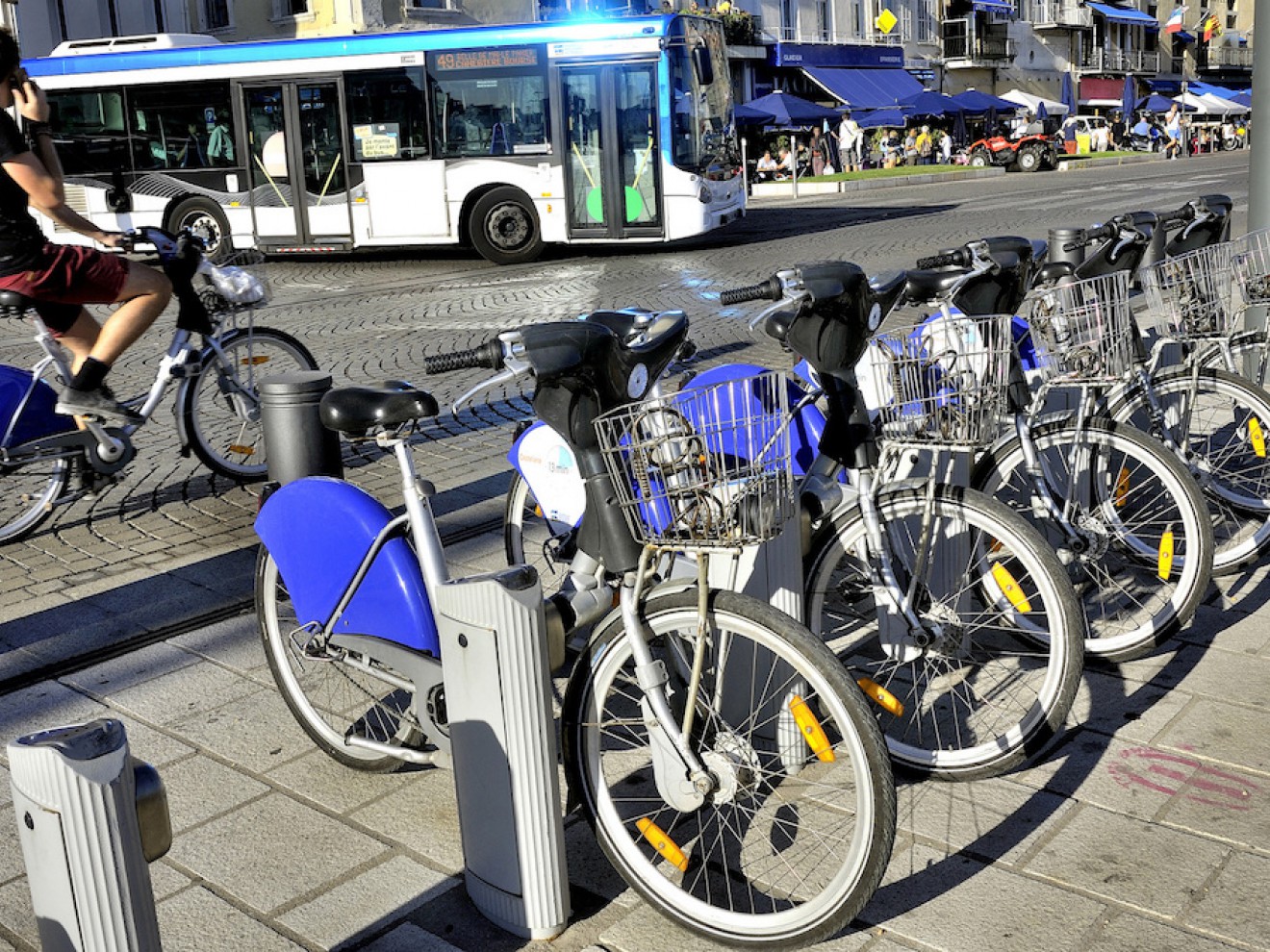 Dzień Bez Samochodu, zmiany przez cały rok