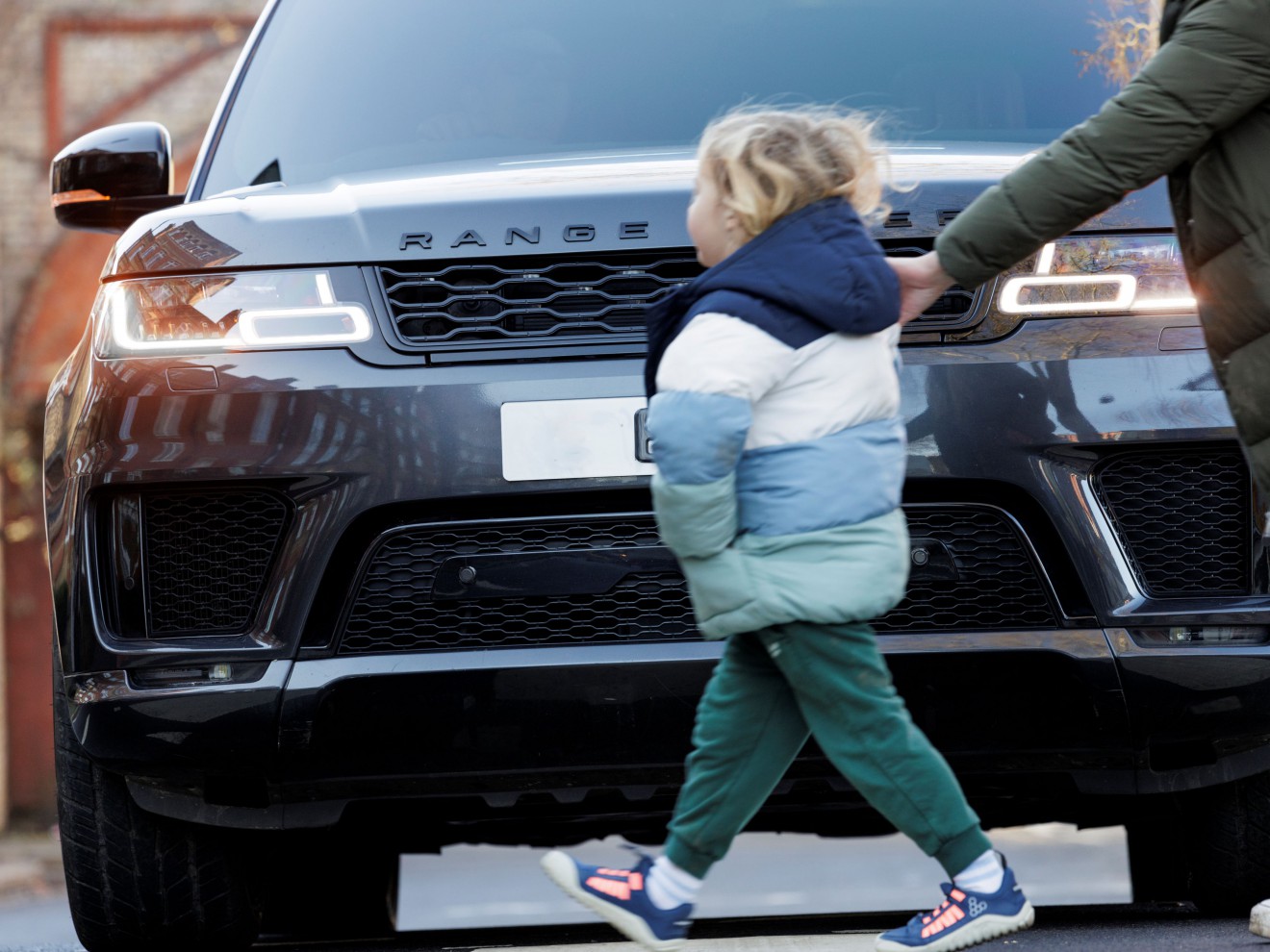 Im wyższa maska SUV-a, tym większe zagrożenie