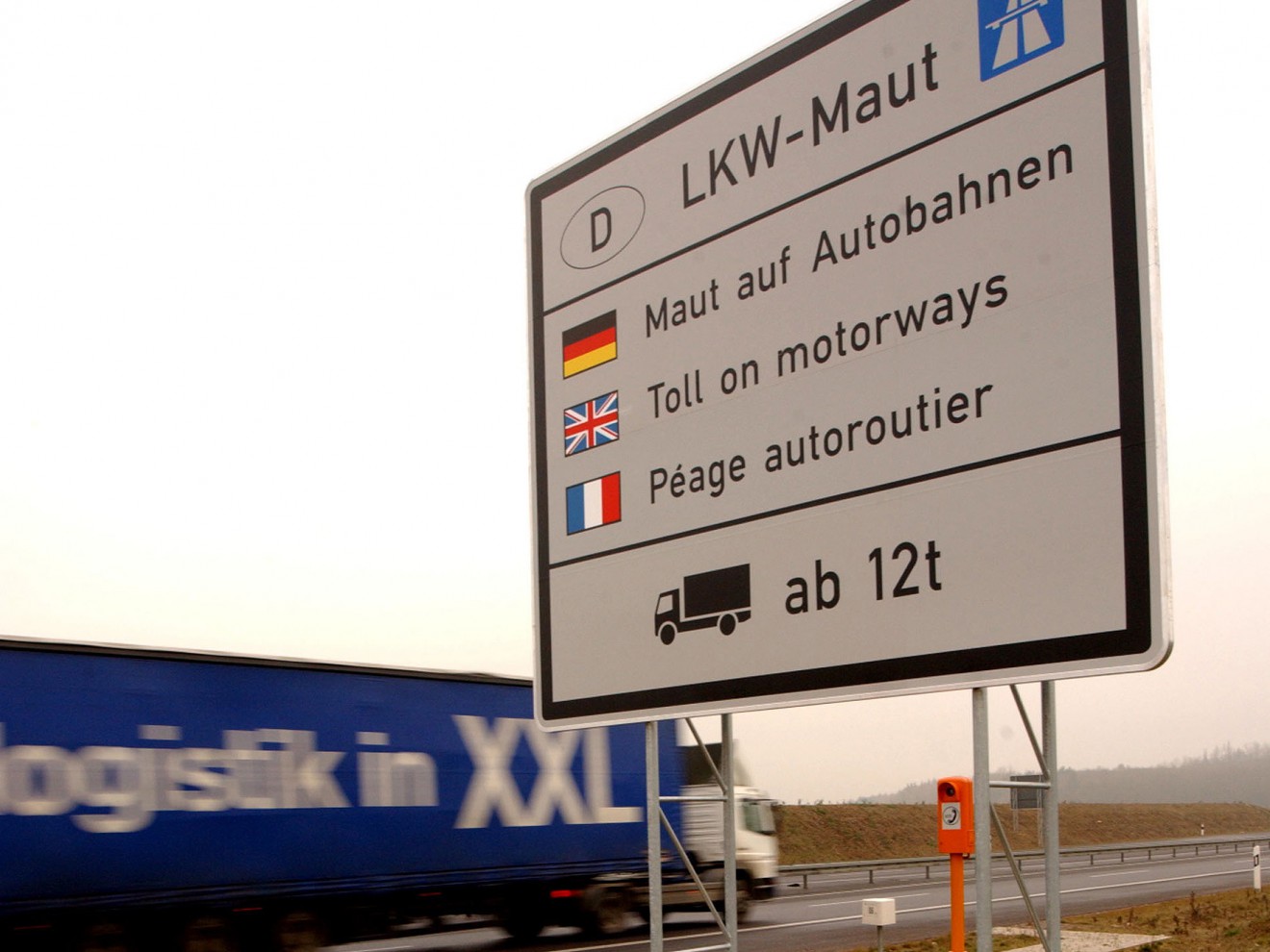 Reforma opłat drogowych zachęci do wymiany ciężarówek